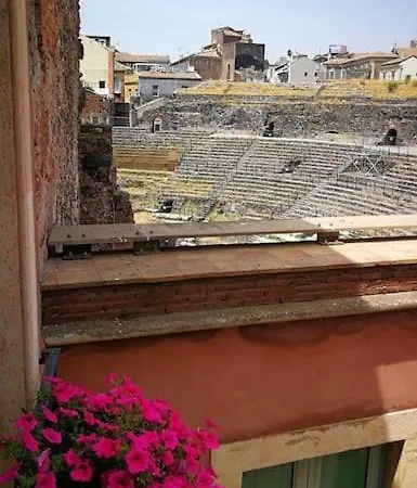 Finestre Sul Teatro - - Parking Included * Катанія