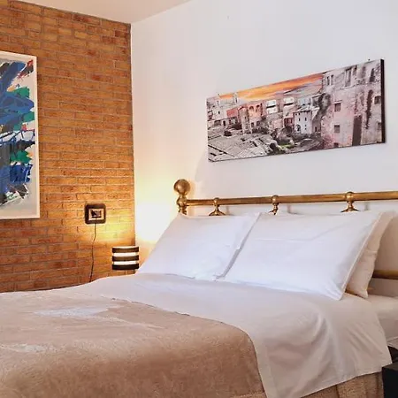 Finestre Sul Teatro - - Parking Included Катанія